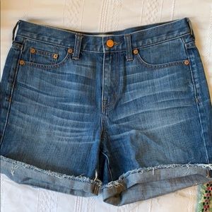 Mid-rise cut offs